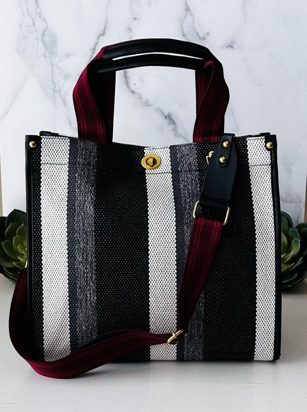 Stripe Tote Bag – Stylish & Durable Tote