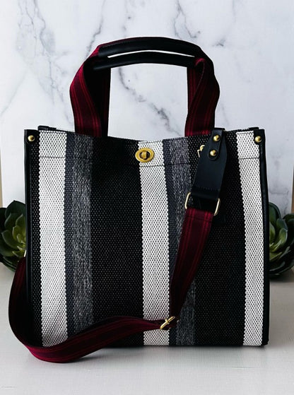 Stripe Tote Bag – Stylish & Durable Tote