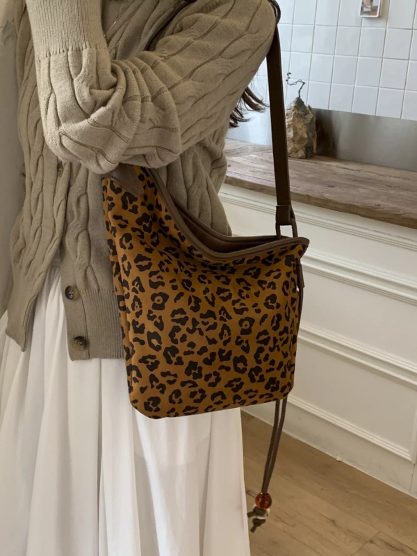 f1fda441e0e3483680eb1d5ca14aa2f9-Max-Origin